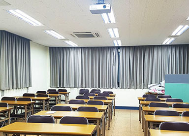 2층 세미나실(30인)